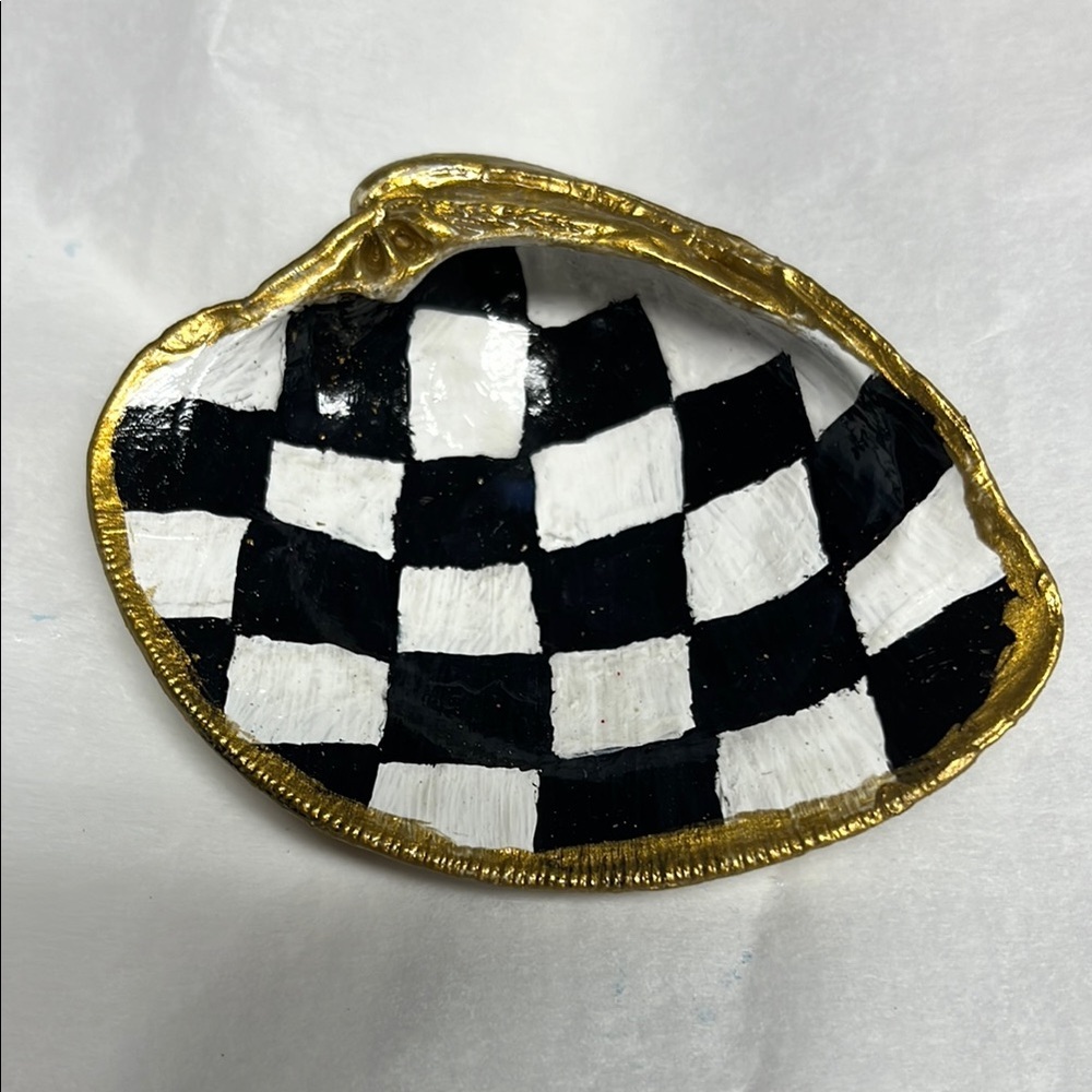 Handcrafted  Royal Check Trinket Shell Dish